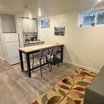 4Th Avenue Apartment