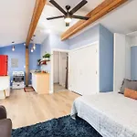 Adorable & Pet Friendly-Close To U And Downtown!
