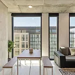 Downtown Slc - Rooftop Hot Tub-Pool - Pets Allowed