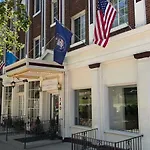 The Carlton Hotel