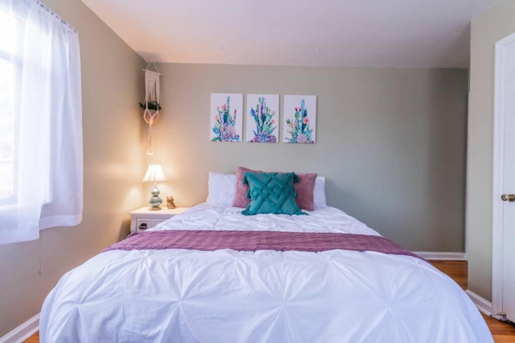 Ski - Explore - Relax - Cozy Beds, Tv & Wi-fi Apartment Salt Lake City