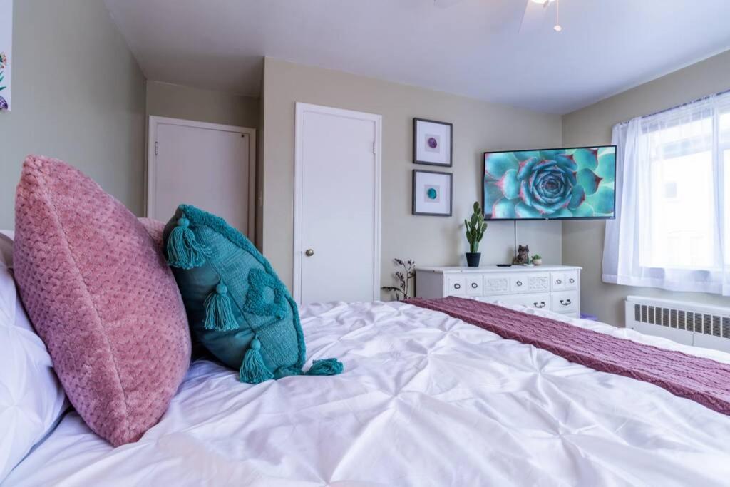 Ski - Explore - Relax - Cozy Beds, Tv & Wi-fi Salt Lake City