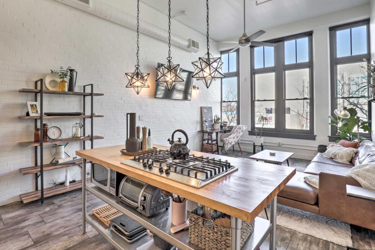 Chic Slc Downtown Loft Walk To Shops Apartment Salt Lake City