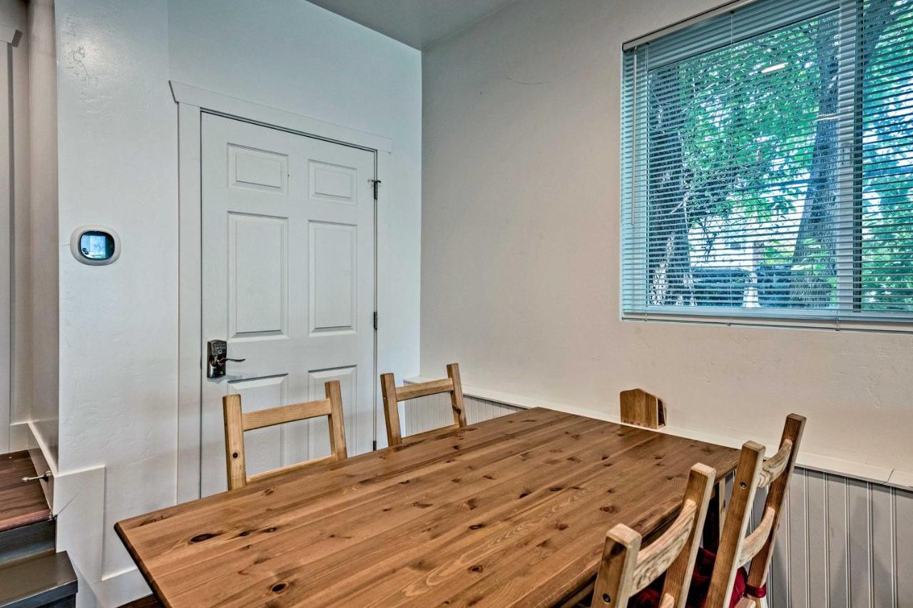 Cozy Salt Townhouse - Close To Downtown! *
