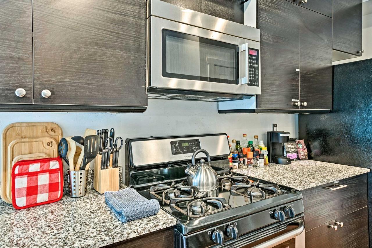 Cozy Salt Townhouse - Close To Downtown!