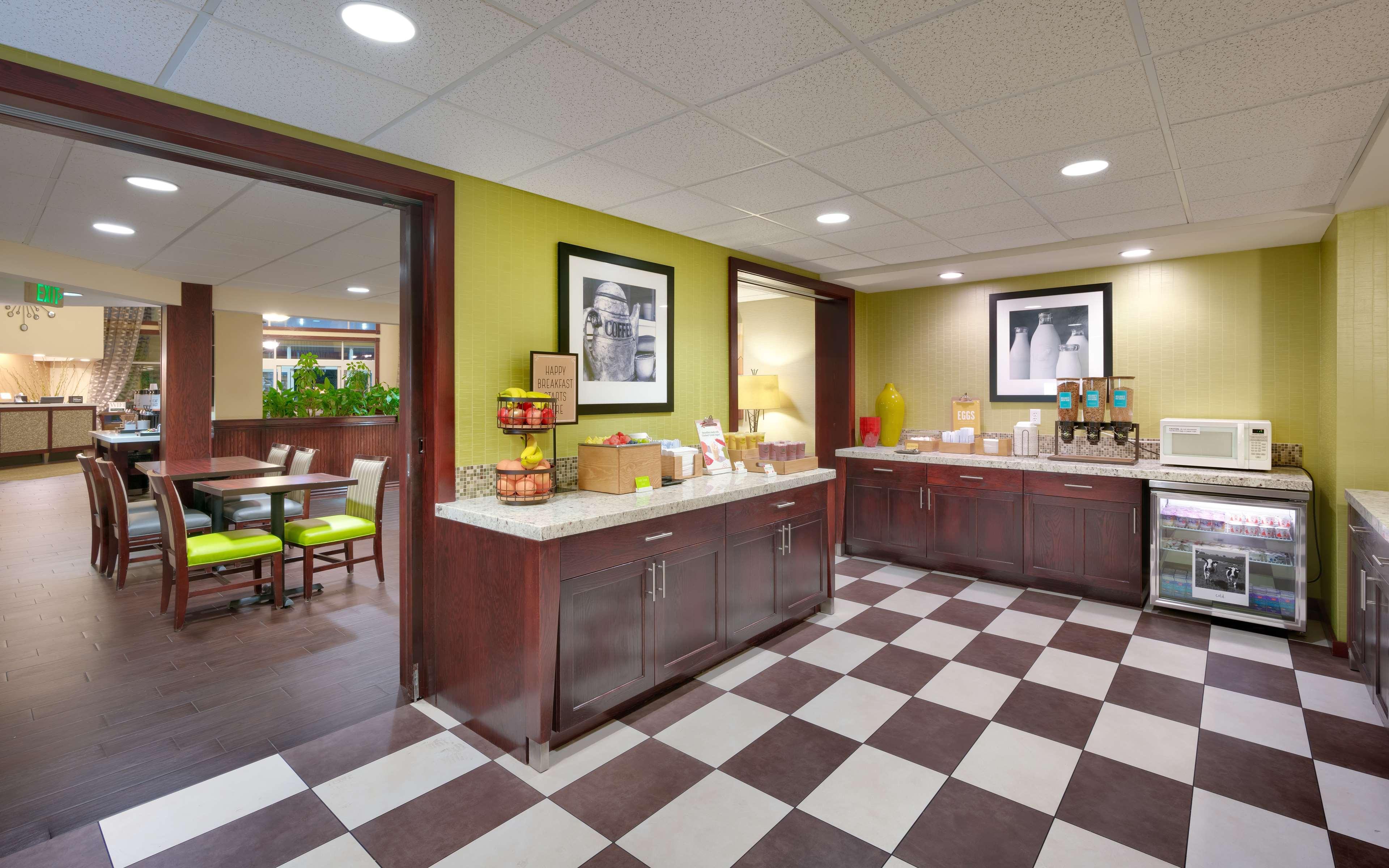 Hotel Hampton Salt 3*