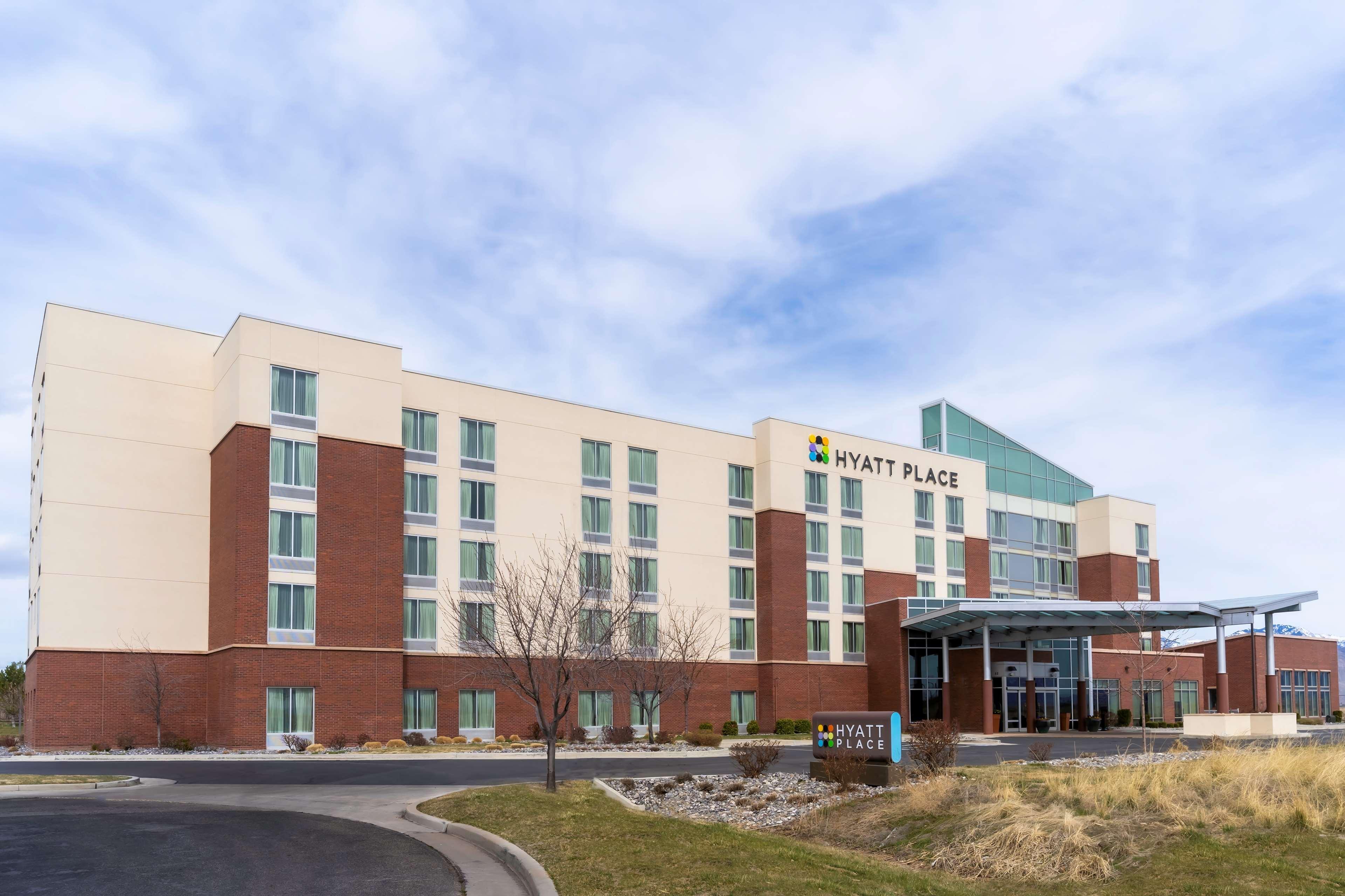 Hotel Hyatt Place Salt Airport