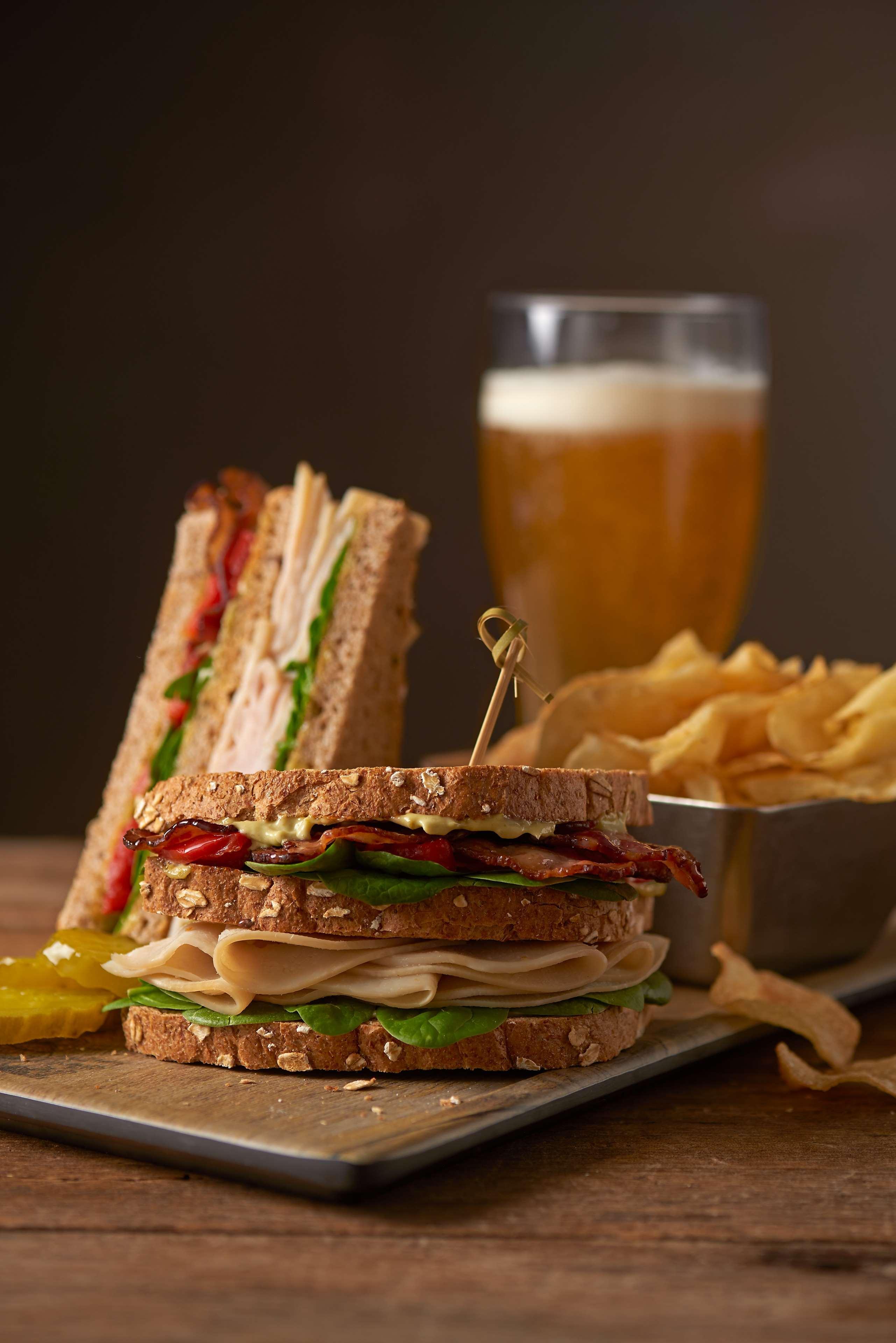 Hyatt Place Salt Airport Hotel 3*