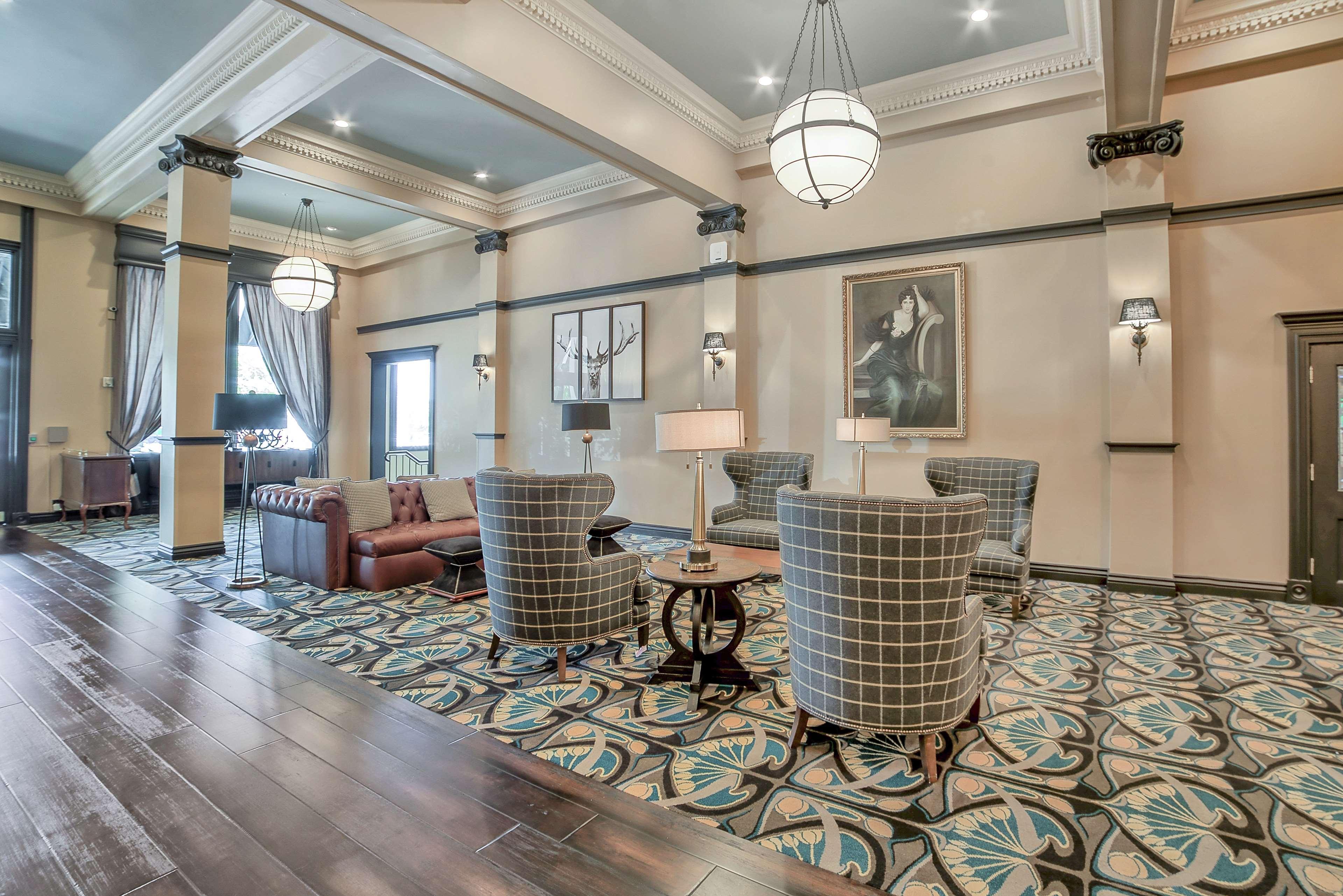 The Peery Salt Downtown, Tapestry Collection By Hilton Hotel