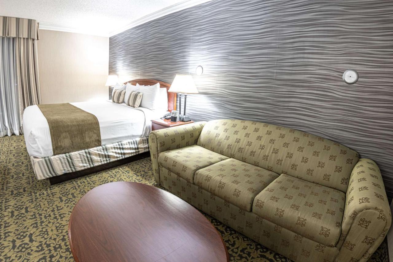 Salt Plaza Surestay Collection By Western 3*