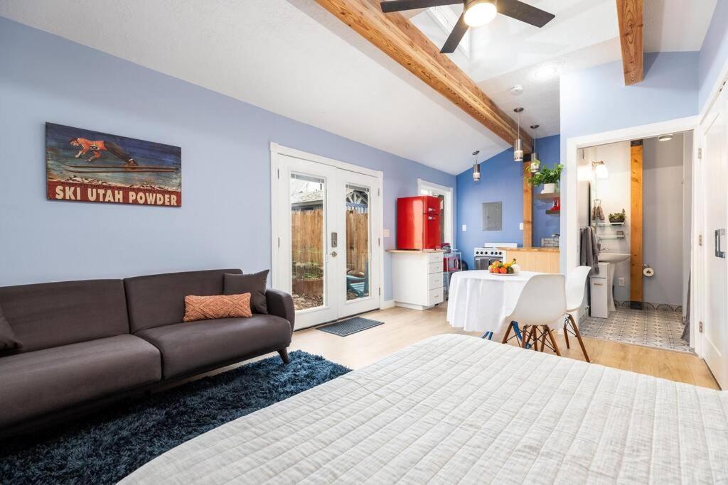 Villa Adorable & Pet Friendly-close To U And Downtown! *