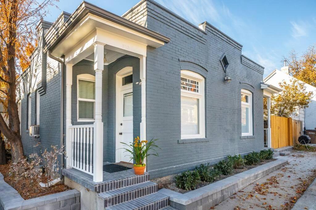 Apartment New Distinctive Historical Unit From 5 Star Host *