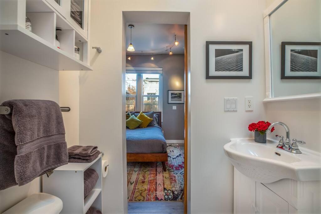 New Contemporary Historical Unit From, 5 Star Host Villa Salt Lake City
