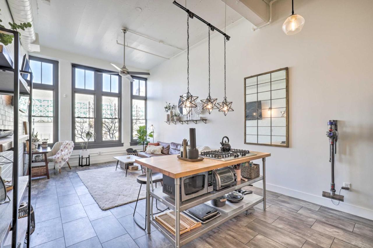 Chic Slc Downtown Loft Walk To Shops Salt Lake City