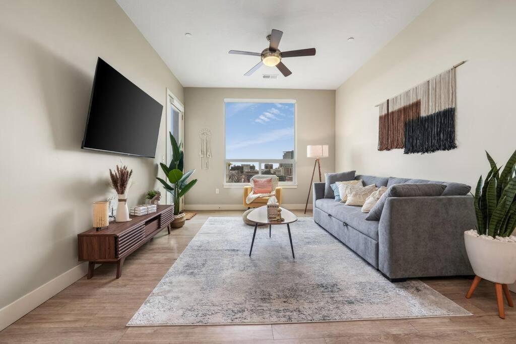 King Bd - View - Downtown Walking Paradise * Salt Lake City
