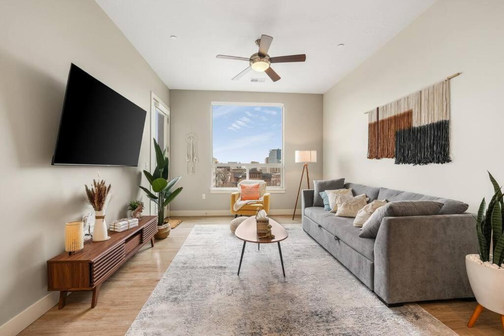 King Bd - View - Downtown Walking Paradise Apartment Salt Lake City