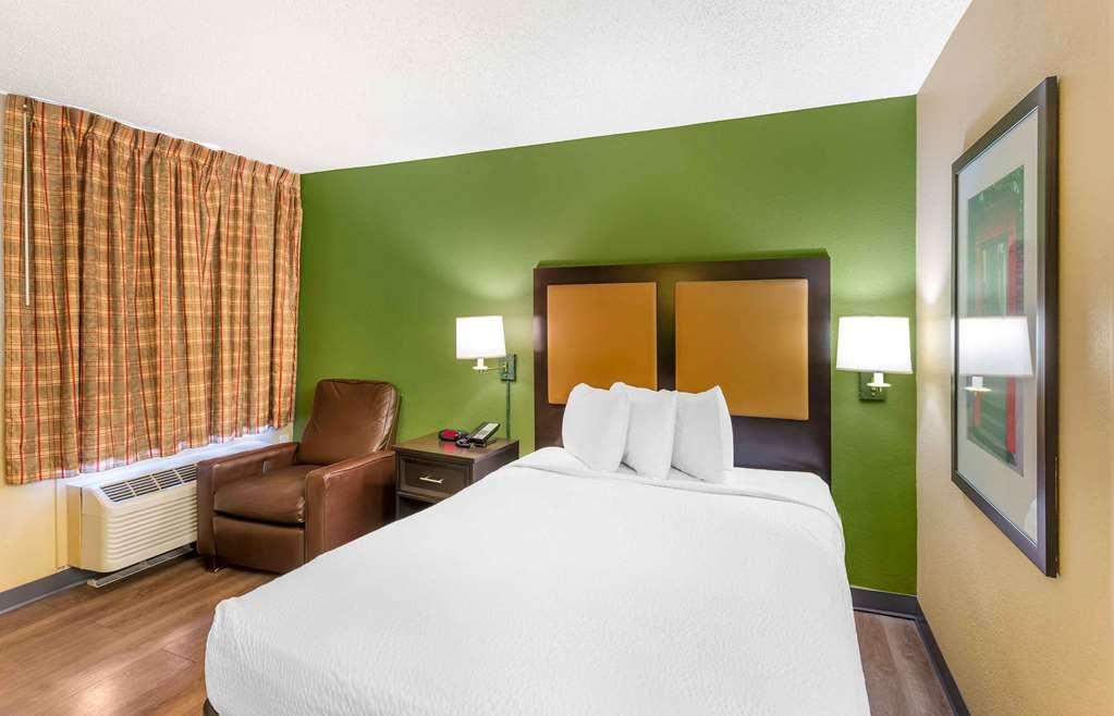 Extended America - Salt - Sugar House Hotel 2*