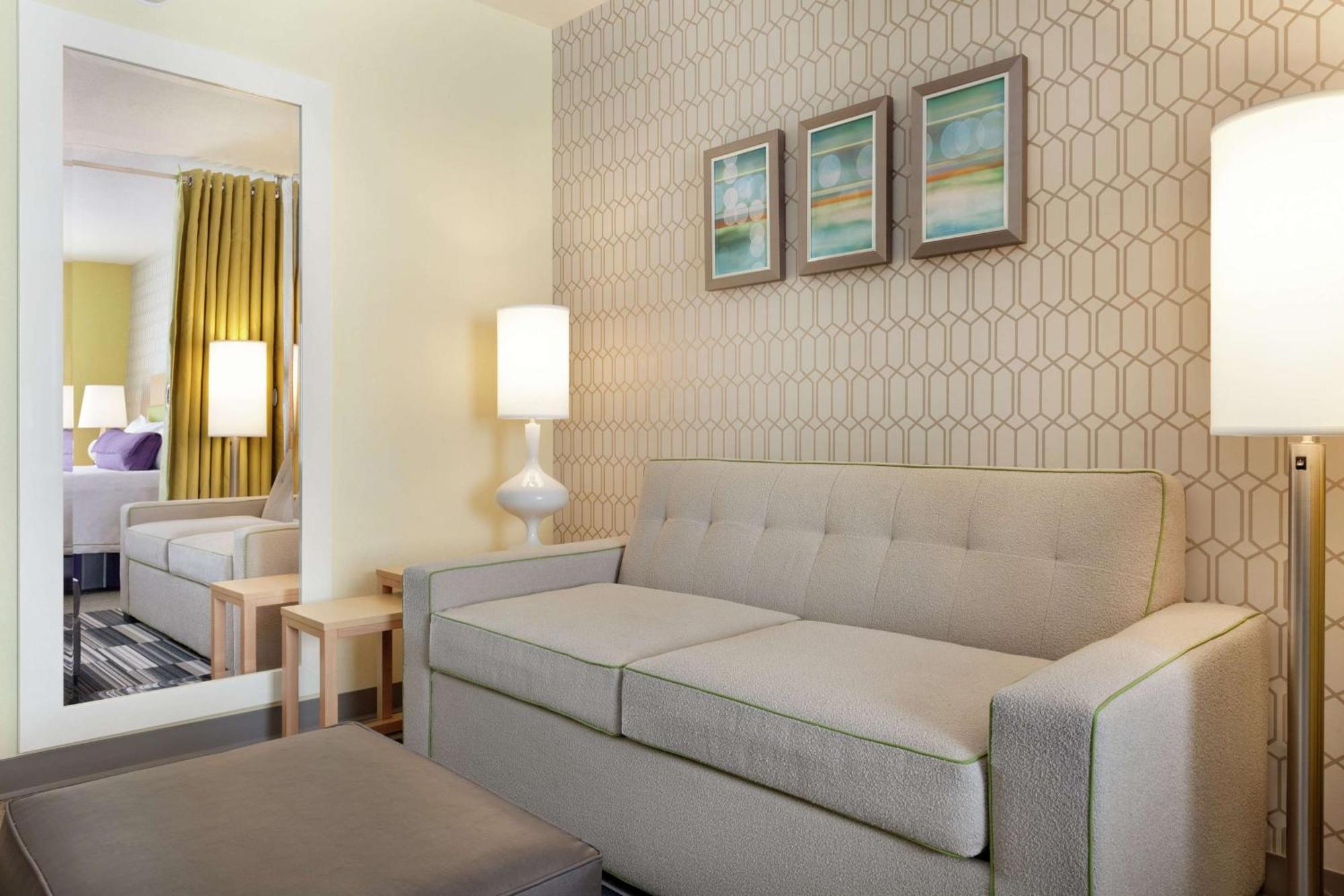 Home2 By Hilton Salt City-east Hotel