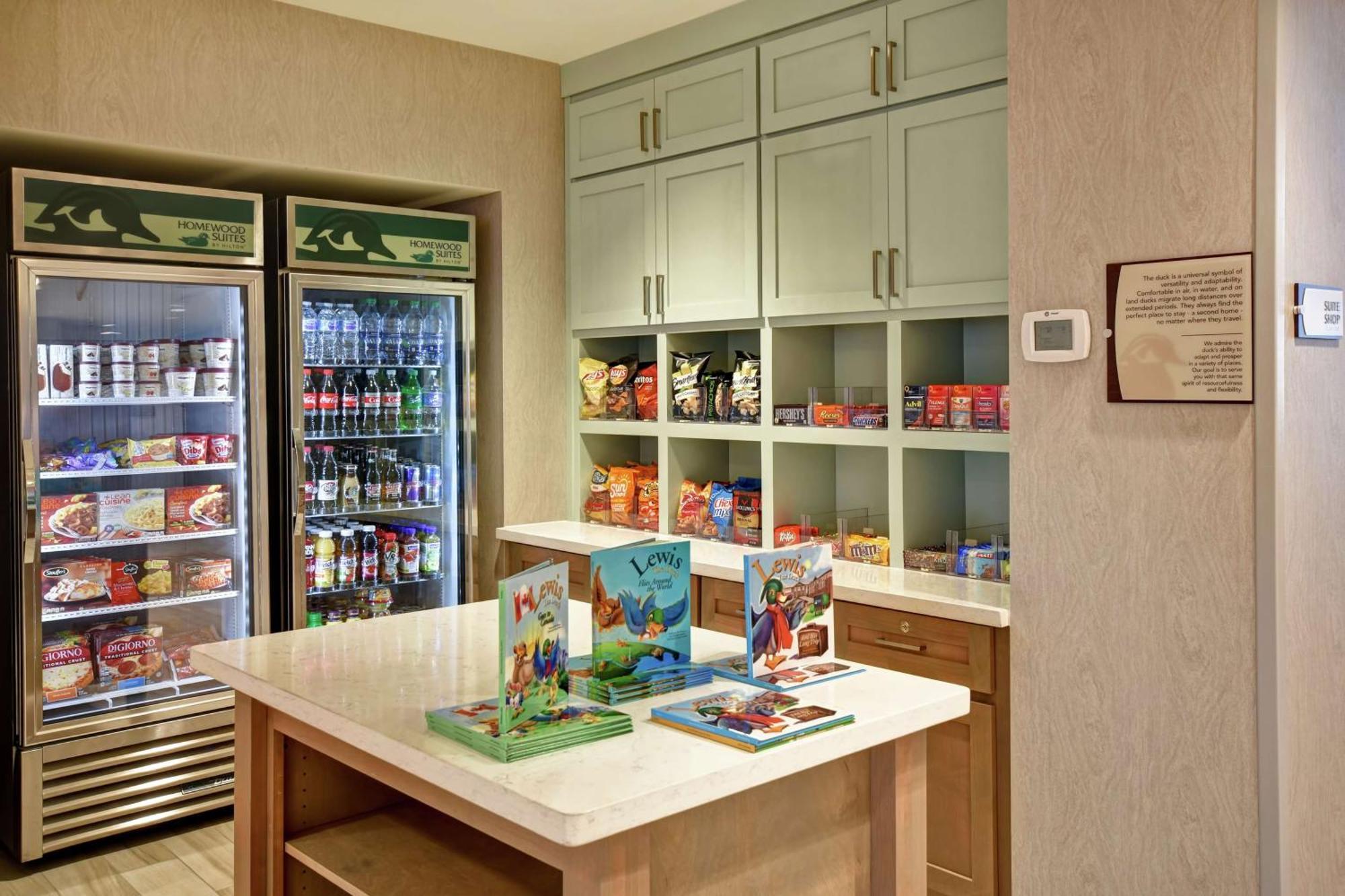 Hotel Homewood By Hilton Salt Airport 3*