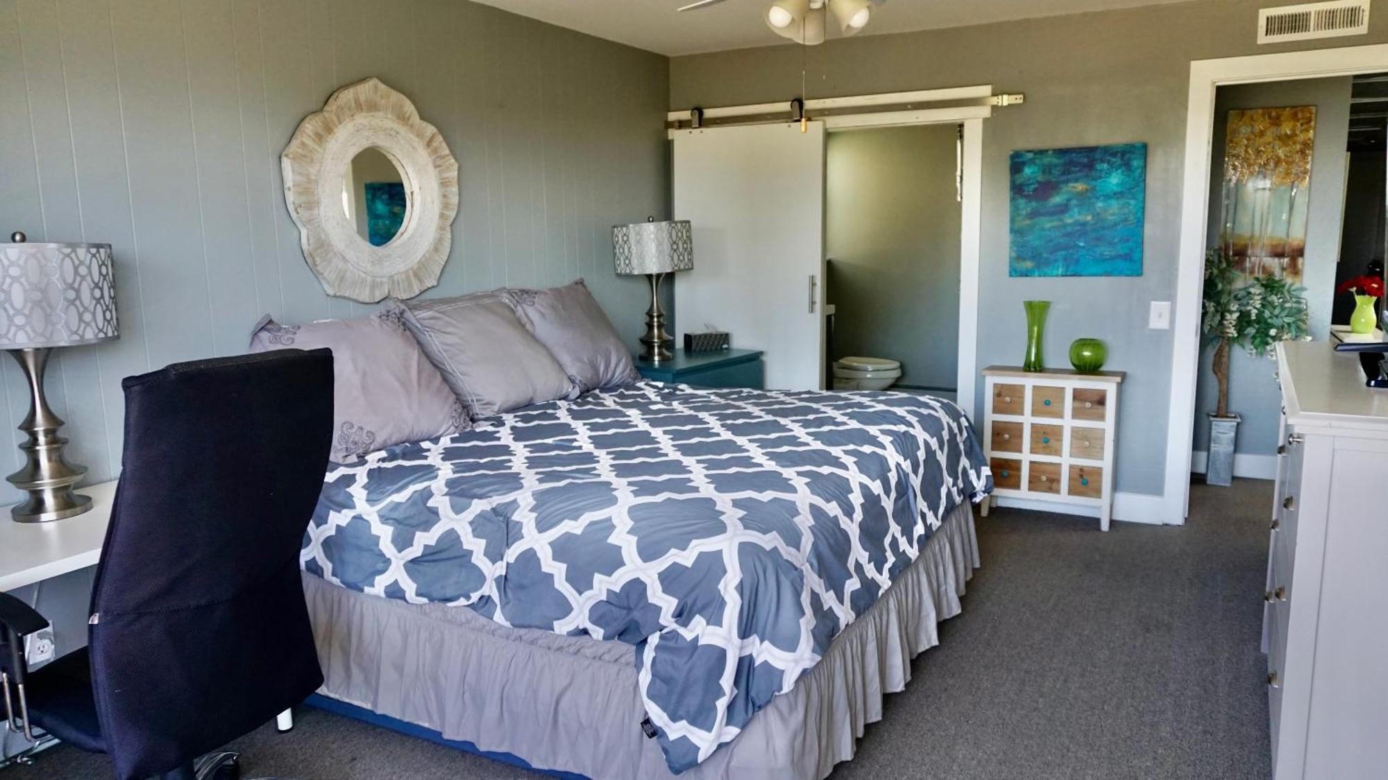 Capitol Retreats-views! Near Salt Palace,sleep 28 Holiday home *