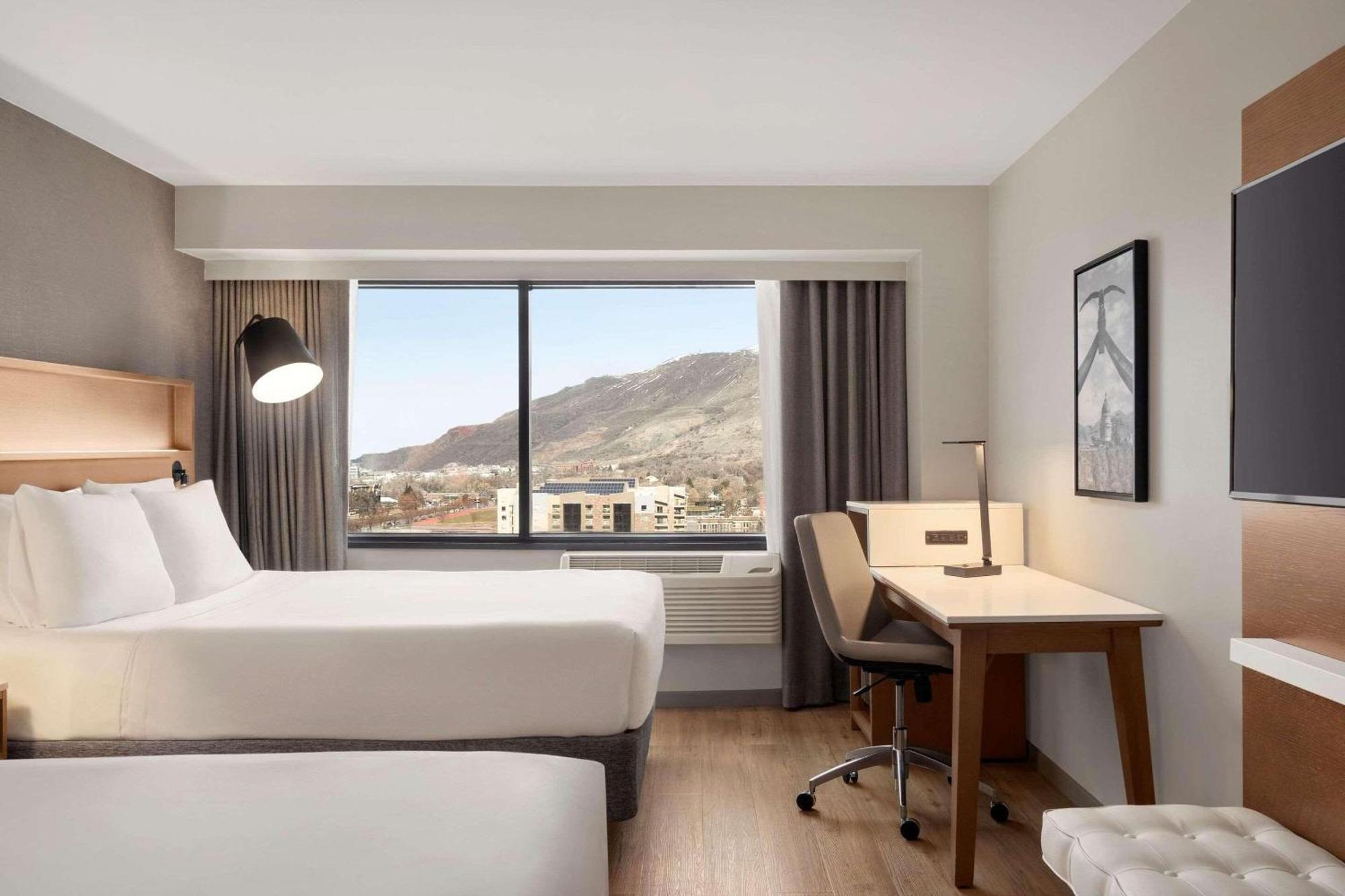 Hotel Radisson Salt Downtown