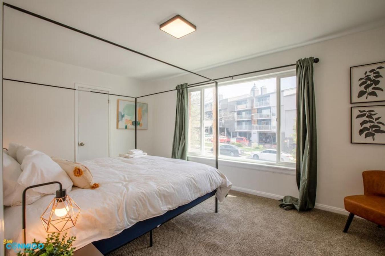 239 Center Place Apartment *