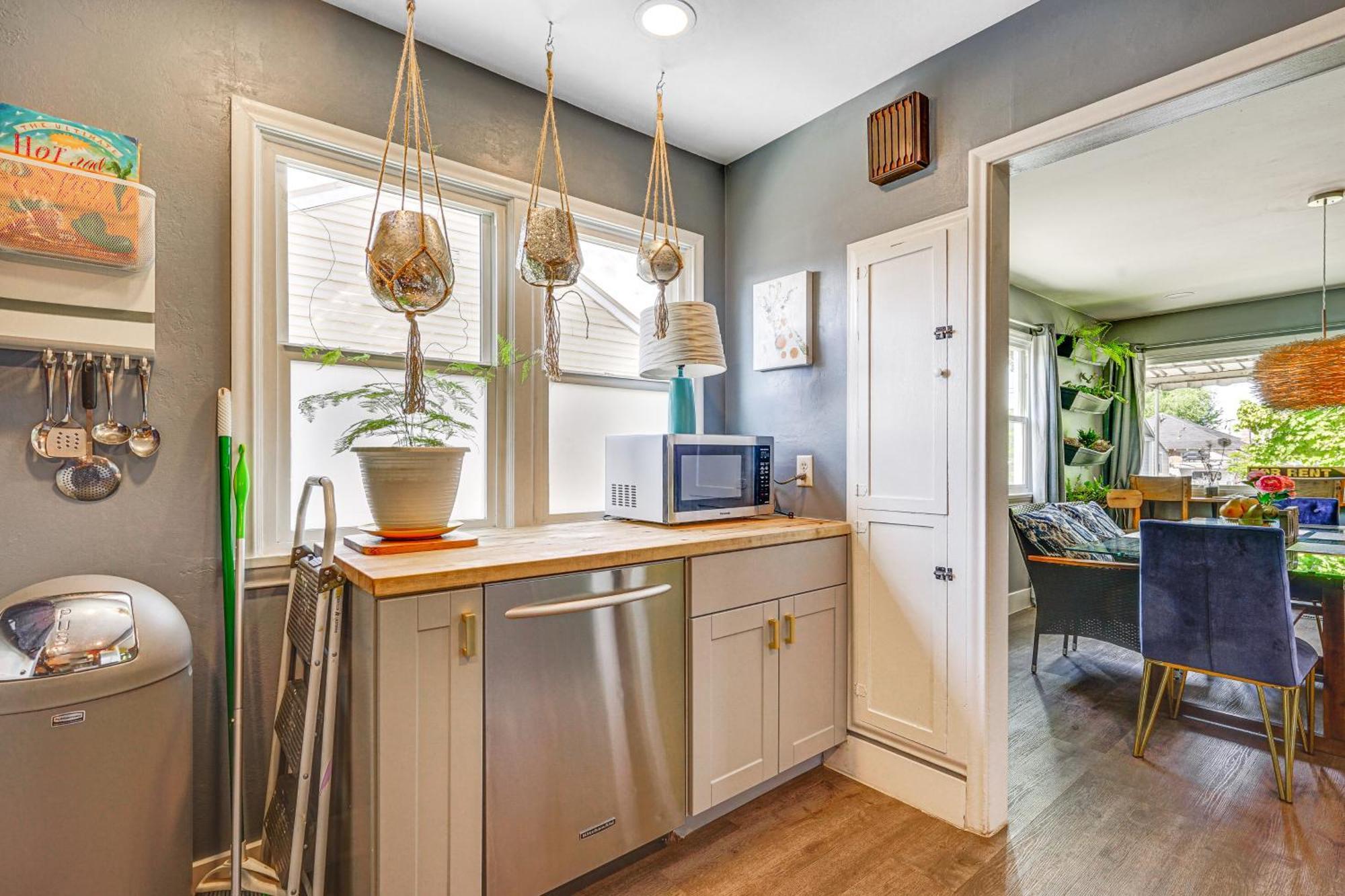 Pet-friendly 3 Mi To Downtown Salt City!