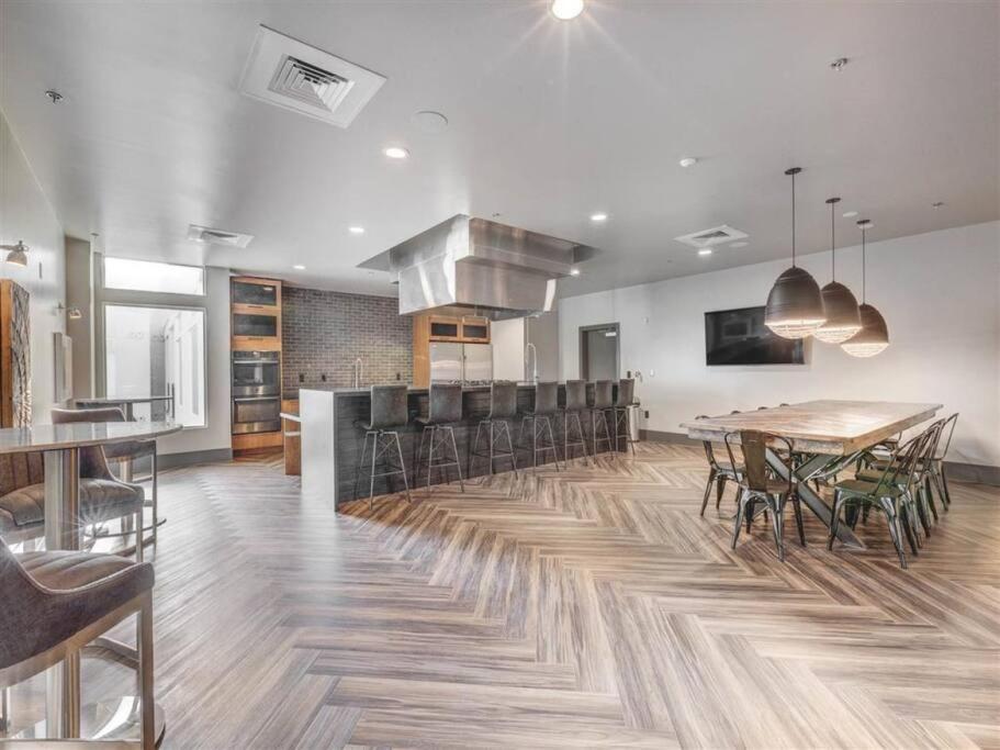 Penthouse With Capital Views New