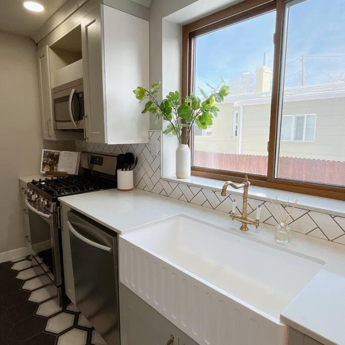 4 Bedroom Charming Near Liberty Park And Sugarhouse * Salt Lake City