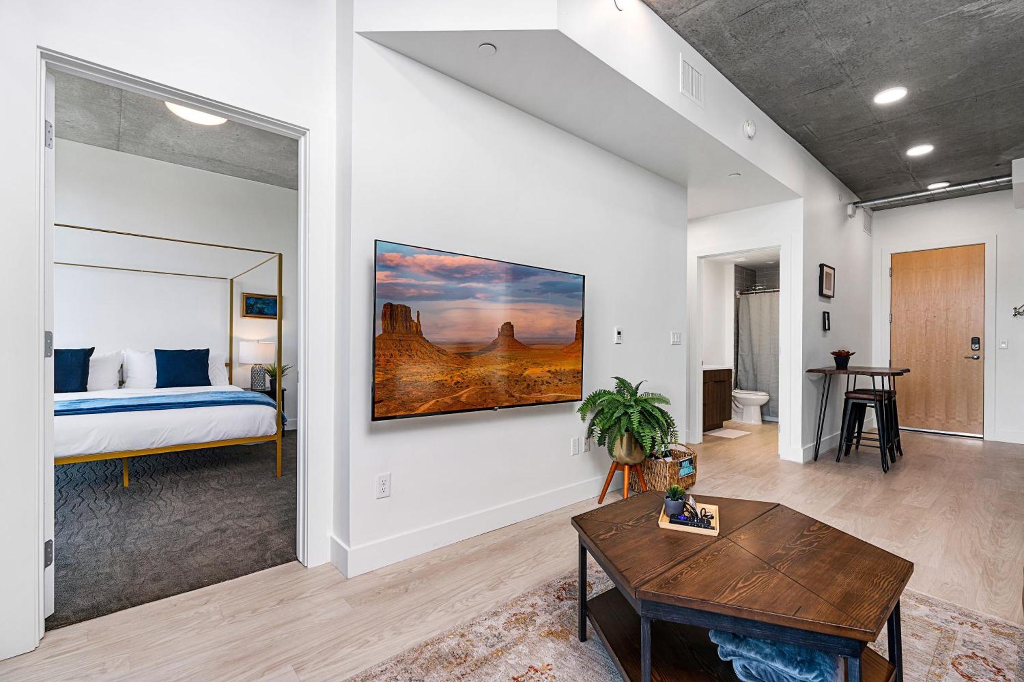 Downtown Slc Luxury 1bd 1ba - Pool Hottub 24hrgym Apartment