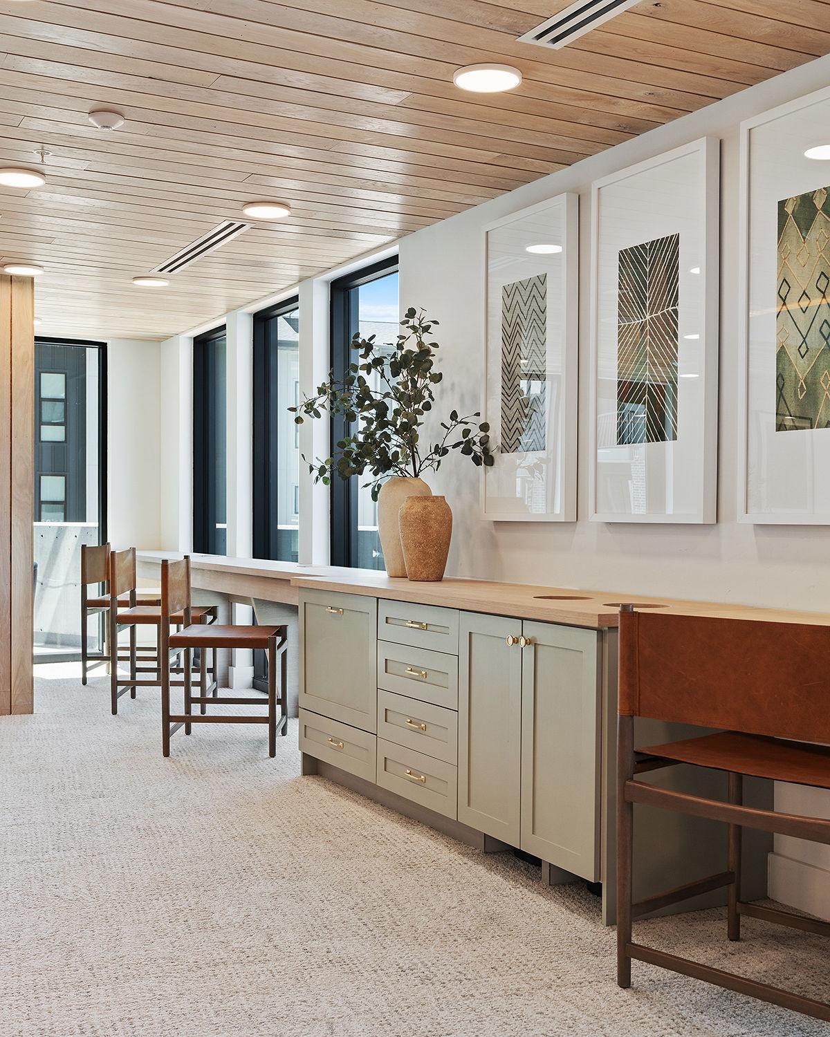Apartment Designer 1br With Pool And Htub Salt Lake City
