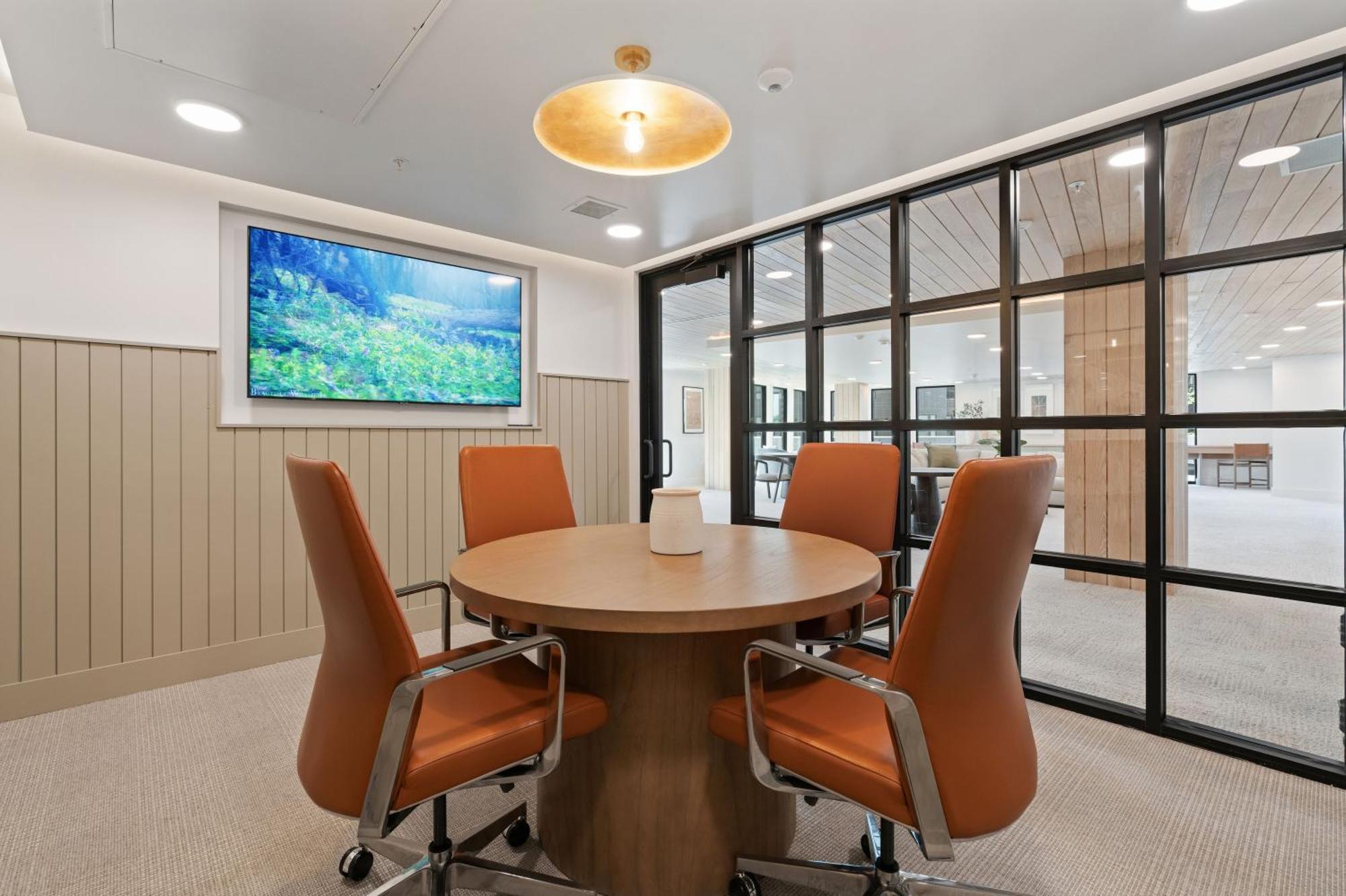 Apartment Designer 1br With Pool And Htub Salt Lake City