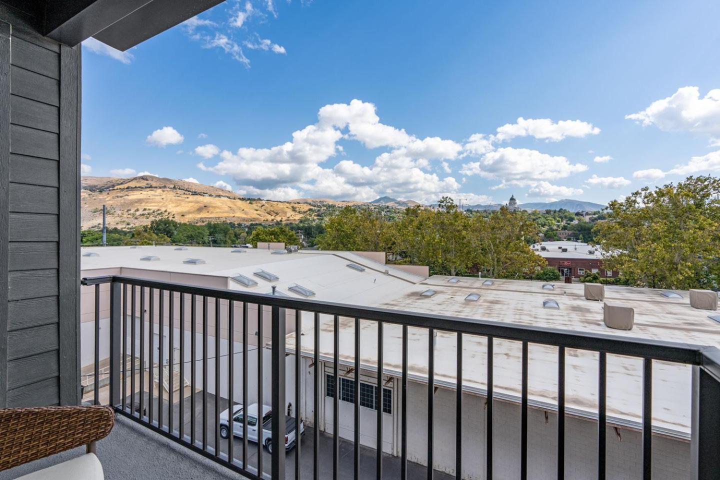 Designer 1br With Pool And Htub Salt Lake City