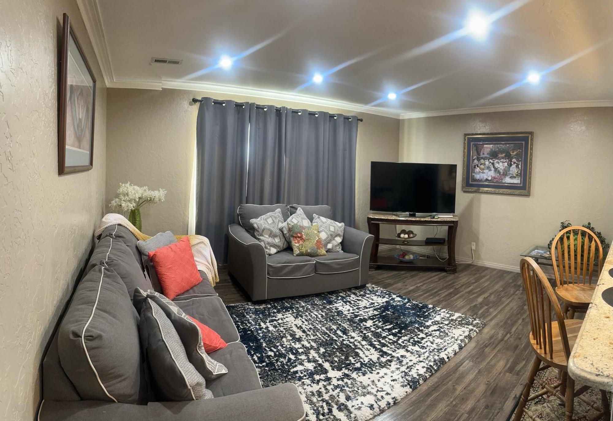 Cozy Ground Level