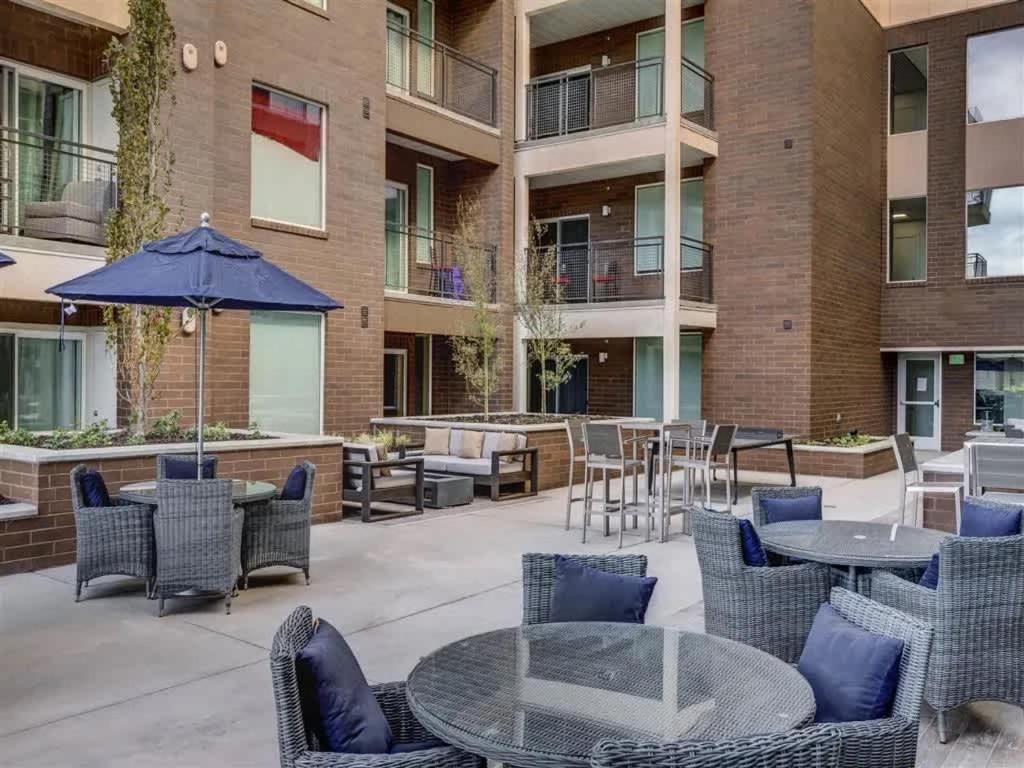 Apartment Luxury High-rise Living In Slc *