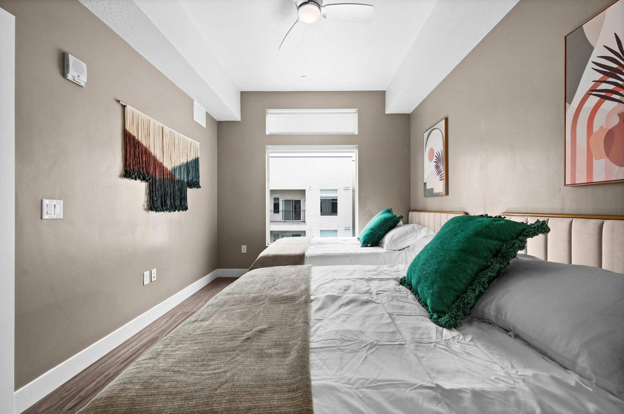 Luxury High-rise Living In Slc Apartment Salt Lake City