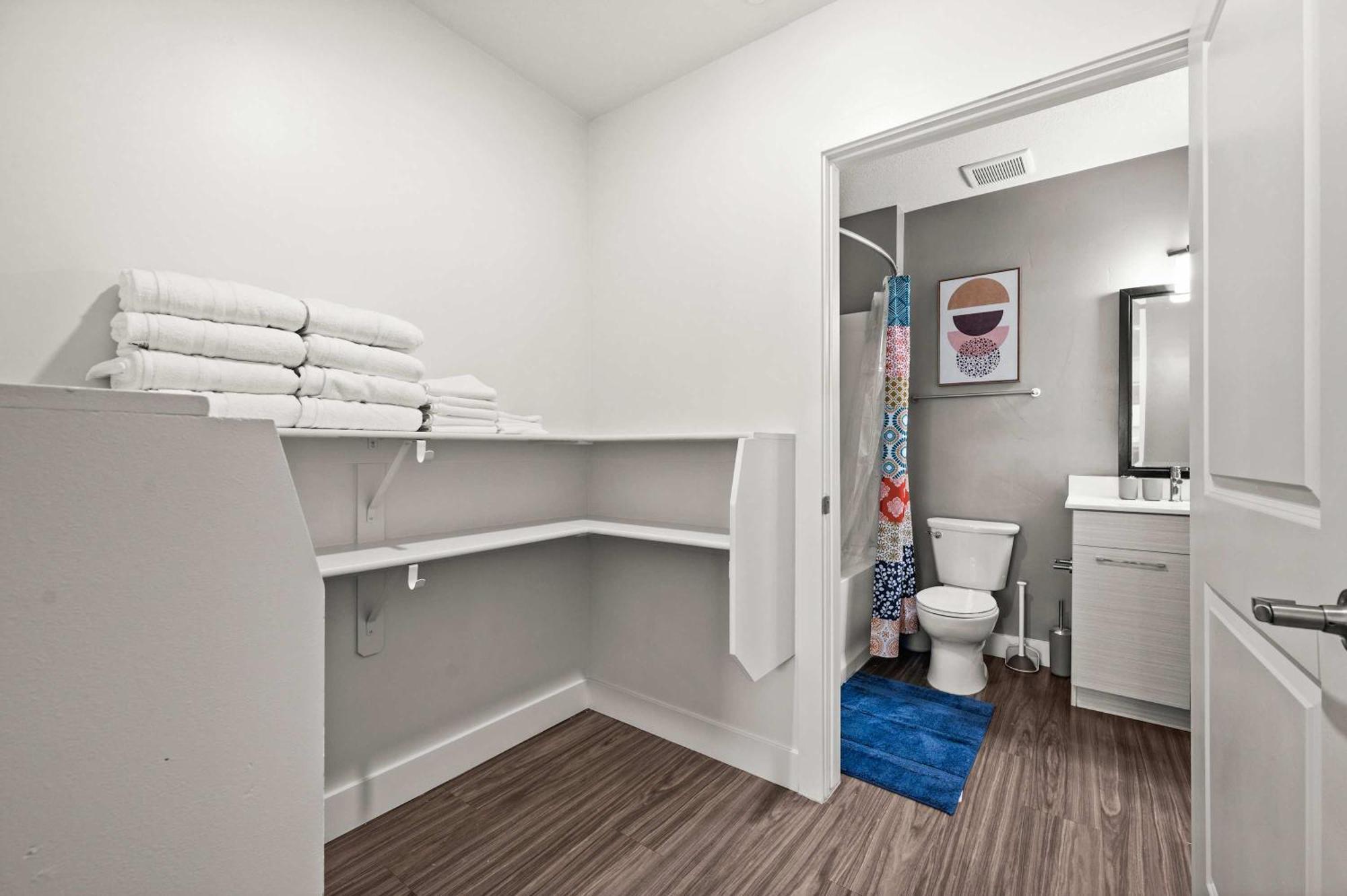 Luxury High-rise Living In Slc * Salt Lake City