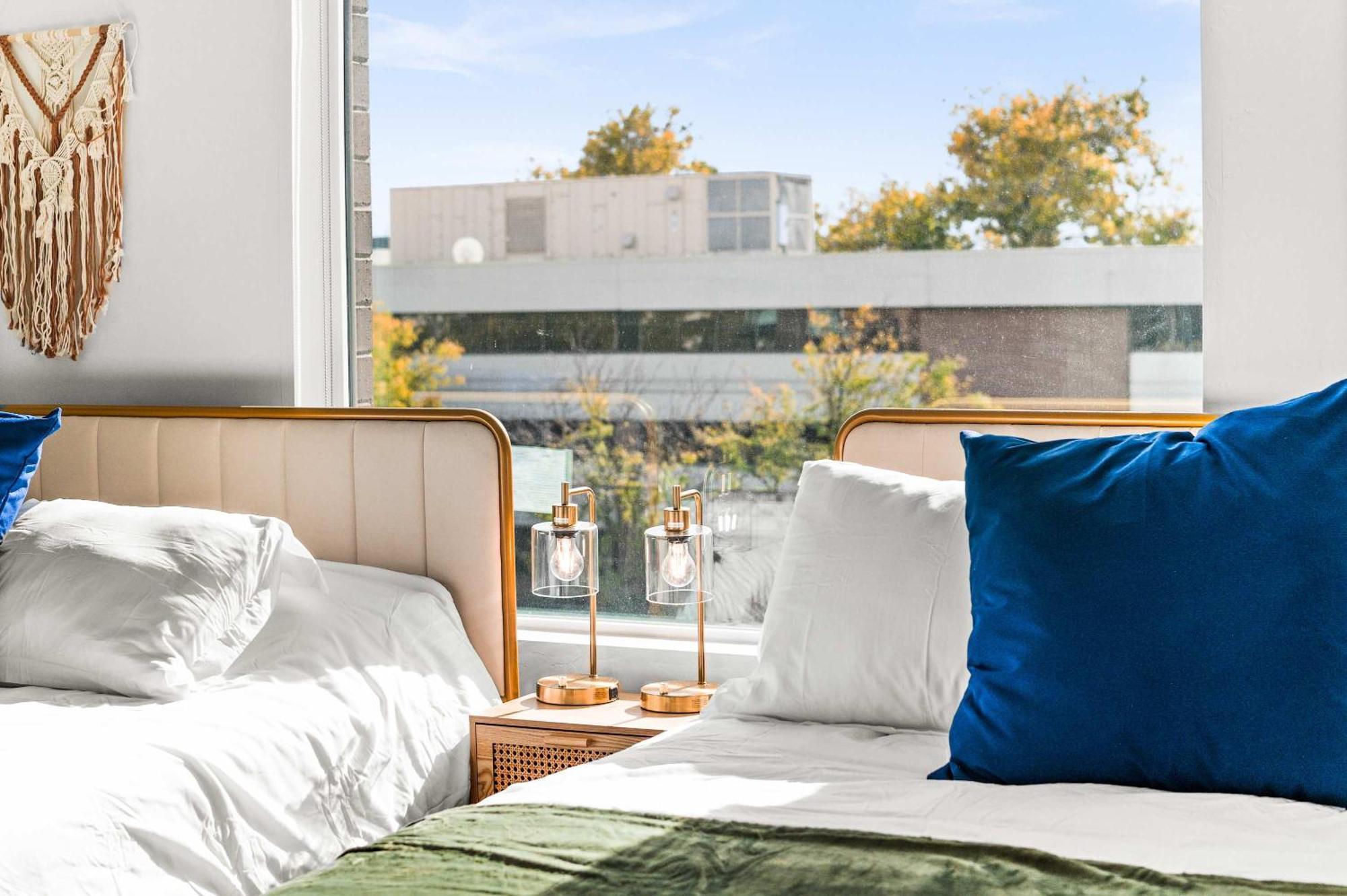 Luxury Slc With Stunning Views Apartment