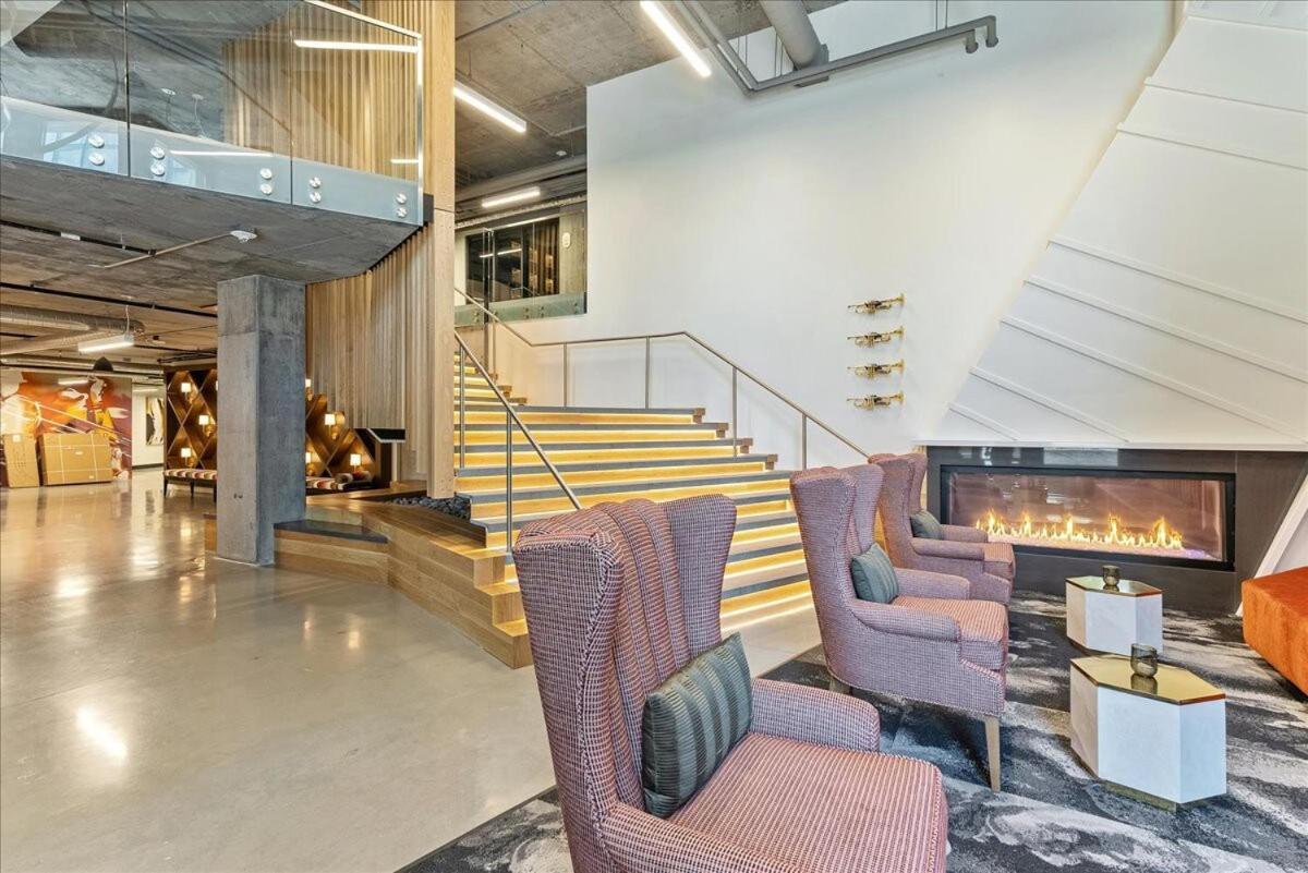 Apartment Downtown Lux Bldg - Rooftop Pool-hottub - King Bed Salt Lake City