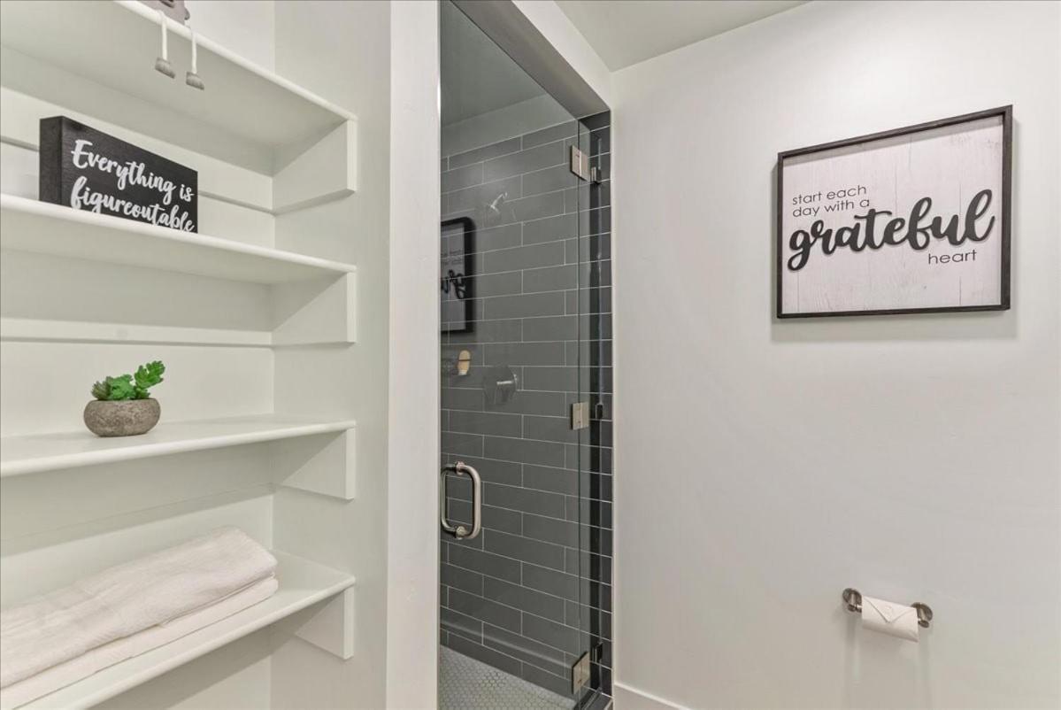 Apartment Downtown Slc - Rooftop Hot Tub-pool - Pets Allowed
