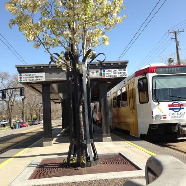 Right Off I15 & I80 Frontrunner Station Close Casa de férias