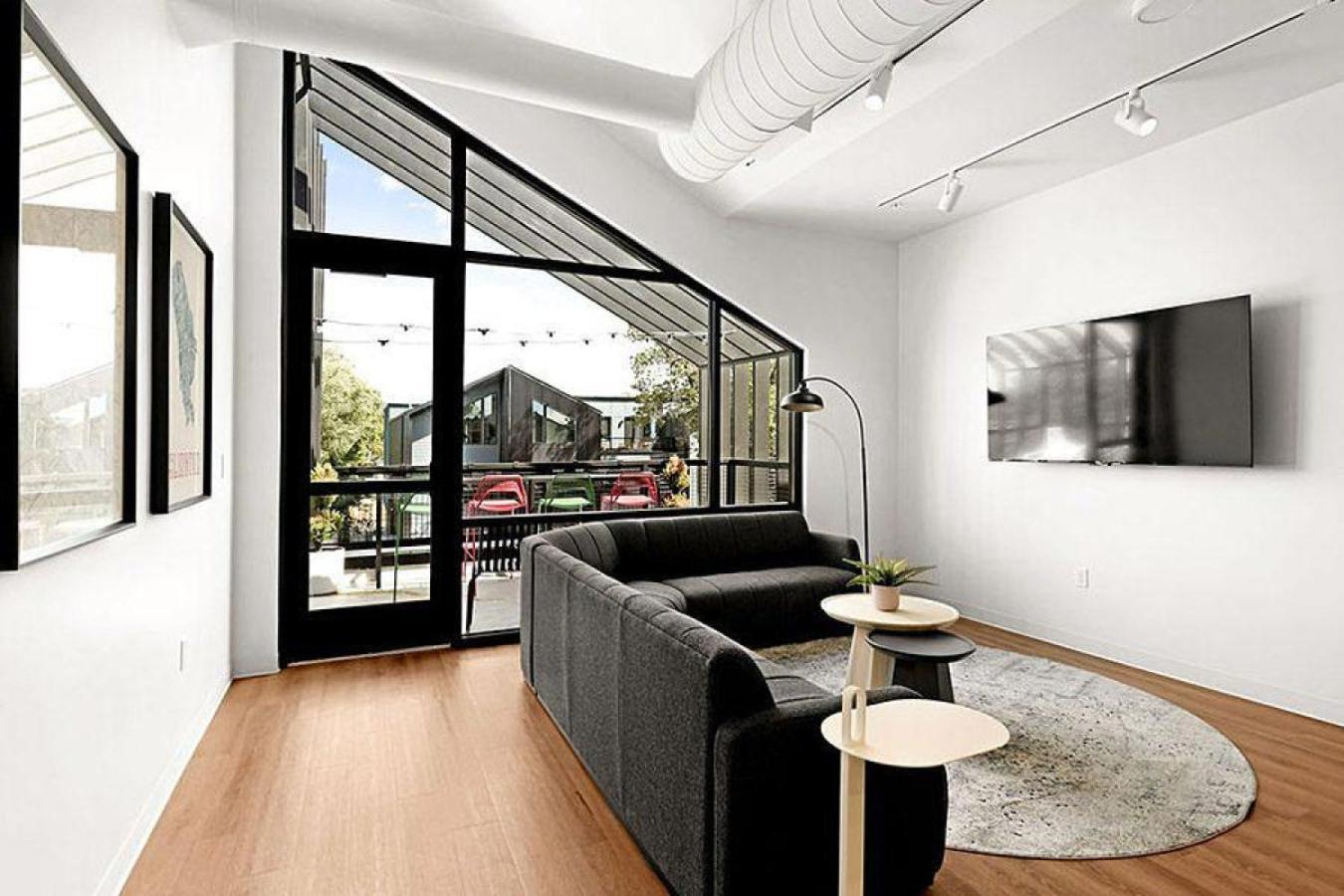 Apartment Landing At The Izzy - In Sugar House Salt Lake City