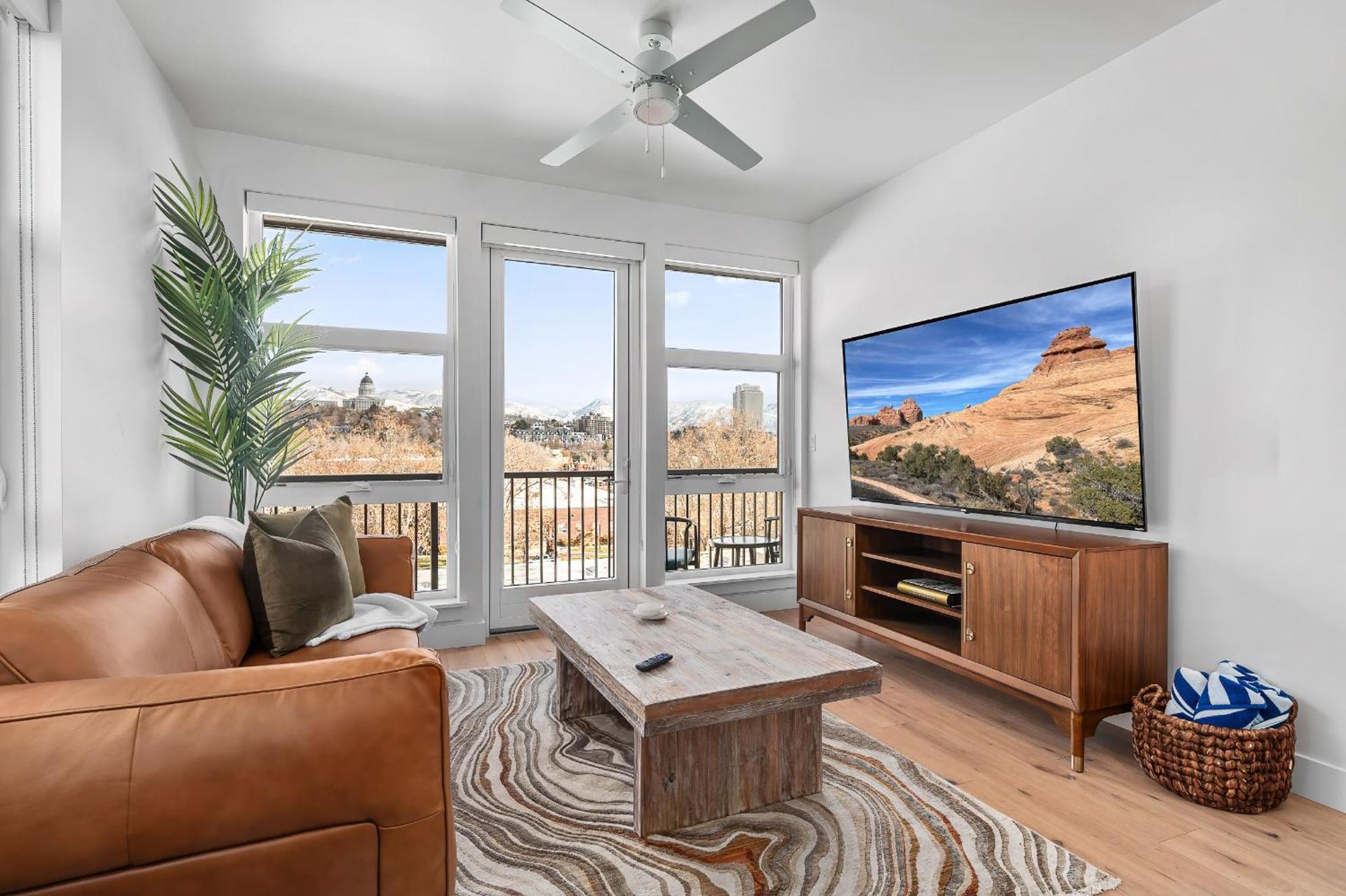 Apartment Floor - Views And Amenities *