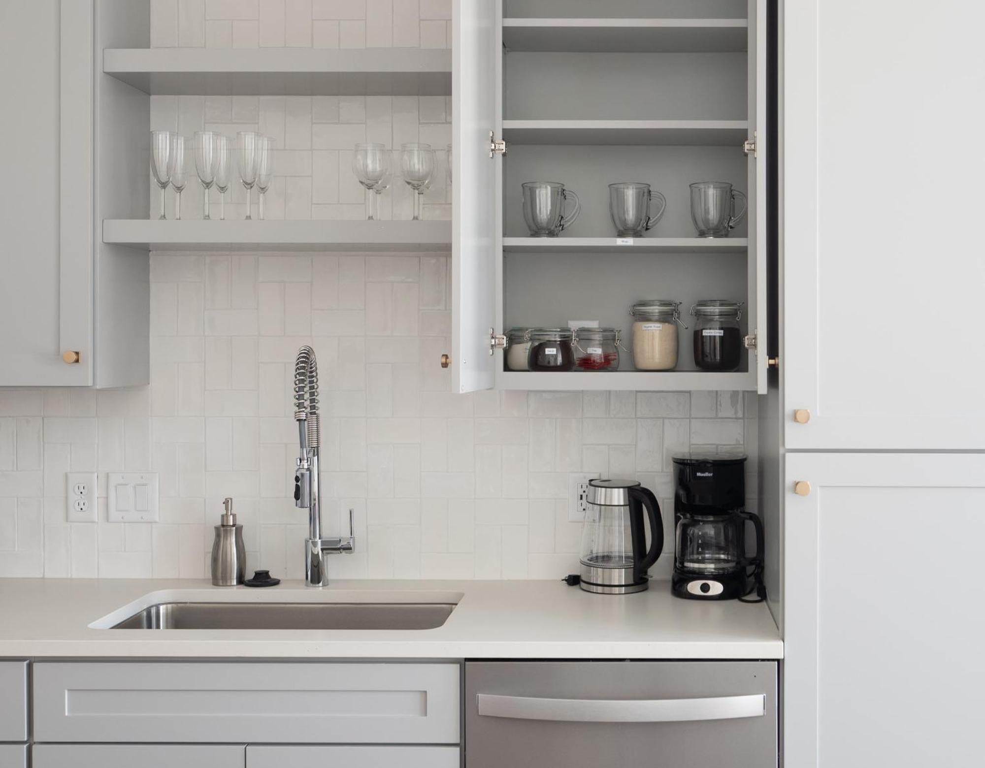 Floor - Views And Amenities * Salt Lake City