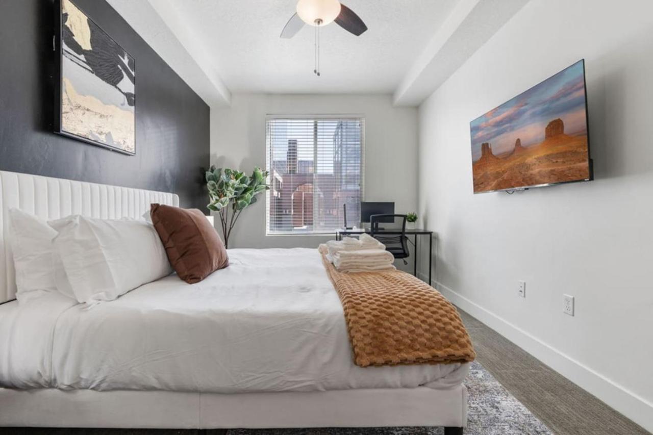 Cozy 1br W Parking, Near Temple Sq & Delta Ctr * Salt Lake City