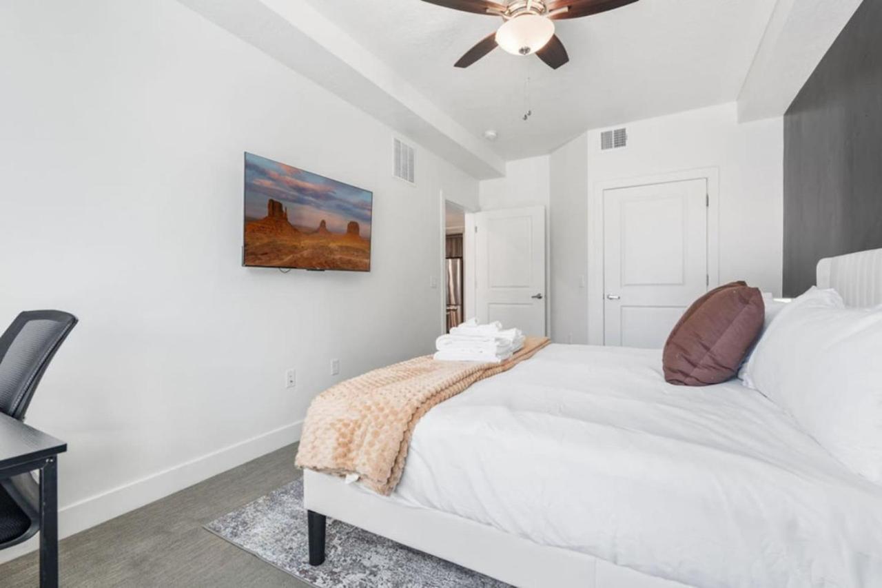 Cozy 1br W Parking, Near Temple Sq & Delta Ctr Apartment
