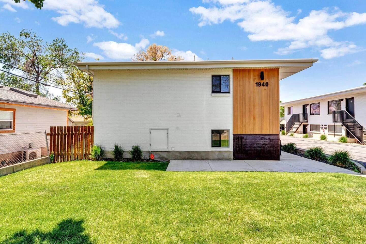 Convenient 2br W Covered Parking Slc Salt Lake City