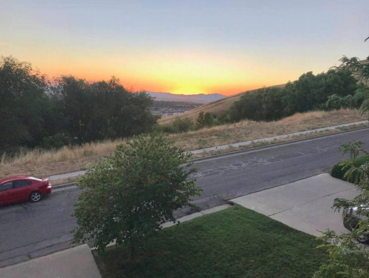 Capitol Retreats-views! Near Salt Palace,sleep 28 Holiday home *