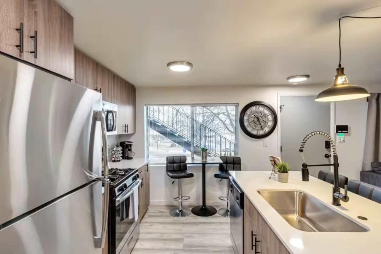 Apartment Charming 2br Close To Slc *