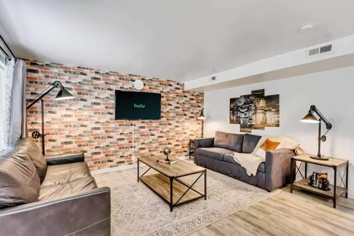 Charming 2br Close To Slc